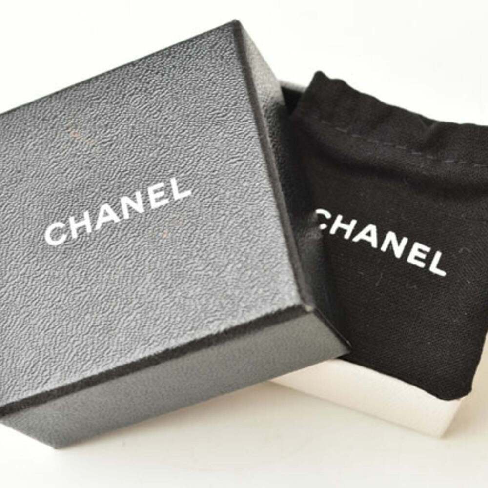 CHANEL Authentic Blue Pearl Logo Earrings - Picture 8 of 8